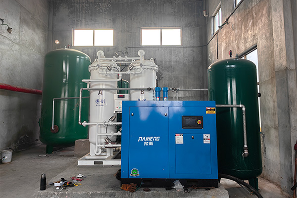 某石油項目工業制氮機